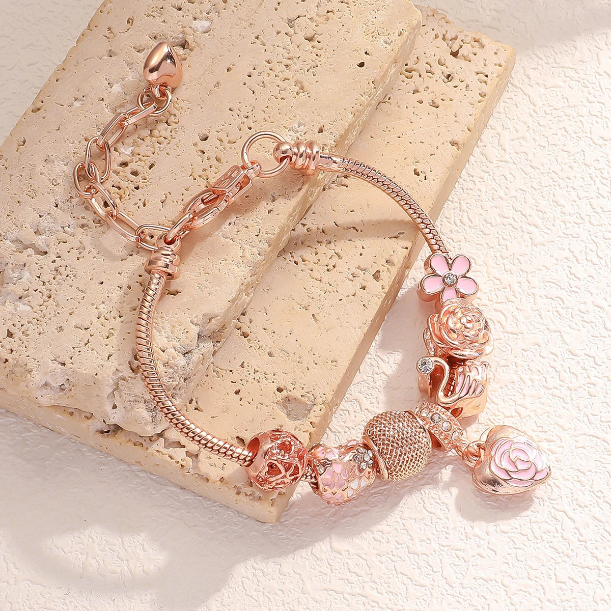 Atmospheric Oil Dripping Rose Heart Bead Bracelet