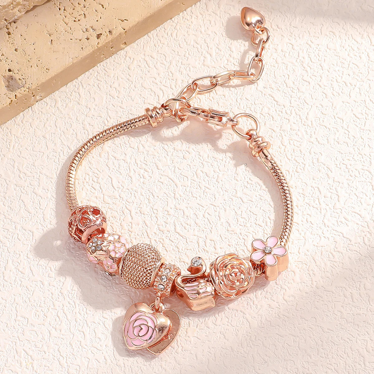 Atmospheric Oil Dripping Rose Heart Bead Bracelet