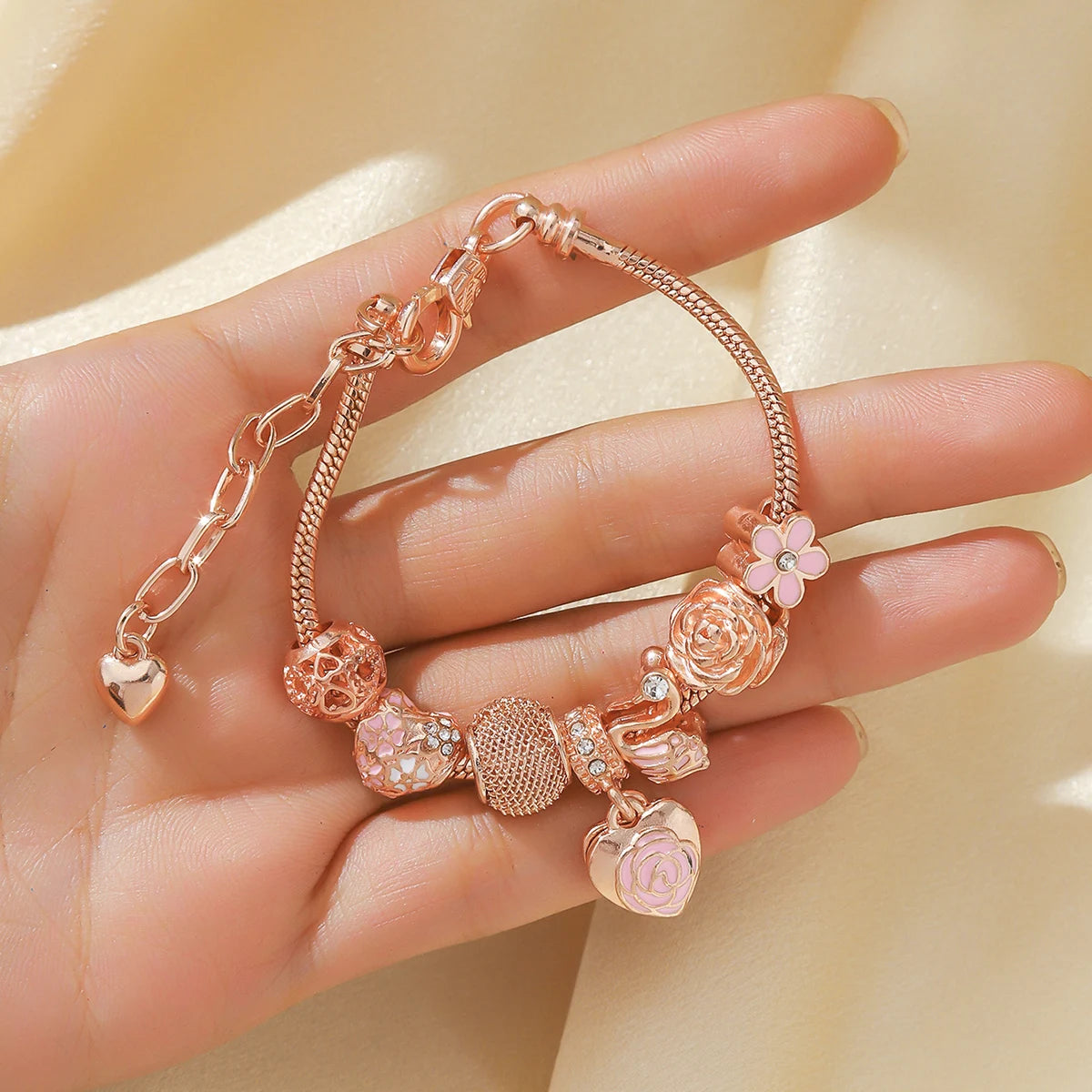 Atmospheric Oil Dripping Rose Heart Bead Bracelet